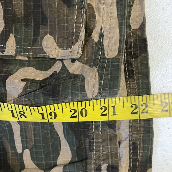 Tony Hawk shorts Men’s camo camouflage cargo rip stop fabric size 33 Inseam 11” - Picture 8 of 9